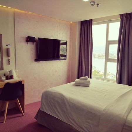 Sempre Premier Inn - Mactan Airport Hotel Île de Mactan Extérieur photo