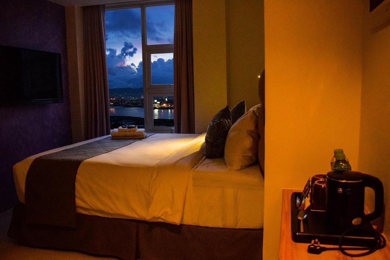 Sempre Premier Inn - Mactan Airport Hotel Île de Mactan Extérieur photo