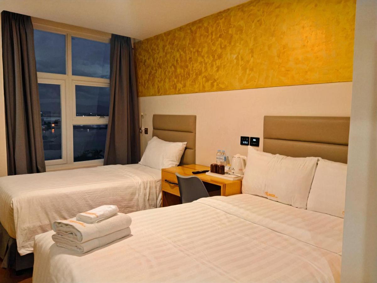 Sempre Premier Inn - Mactan Airport Hotel Île de Mactan Extérieur photo