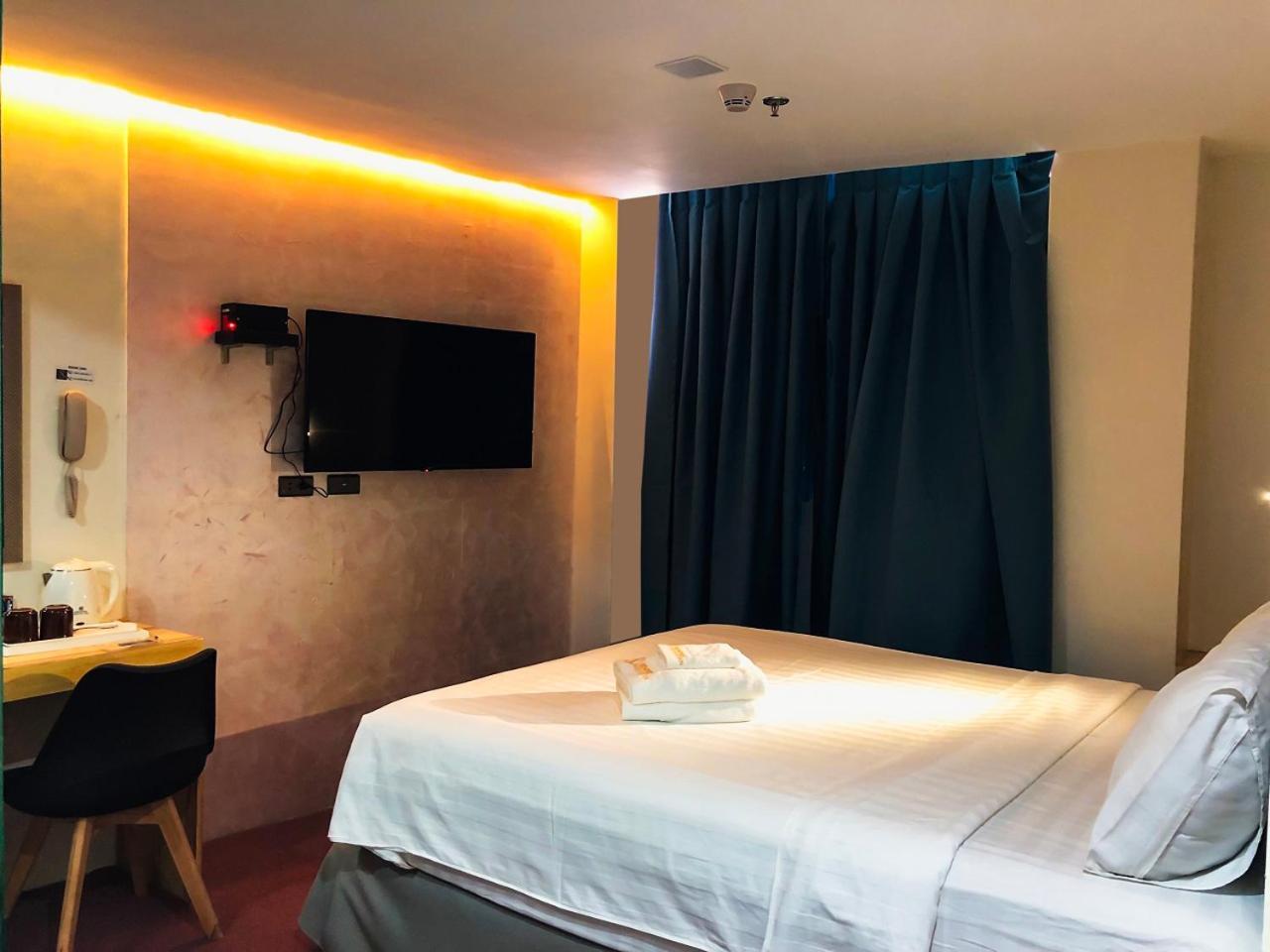 Sempre Premier Inn - Mactan Airport Hotel Île de Mactan Extérieur photo